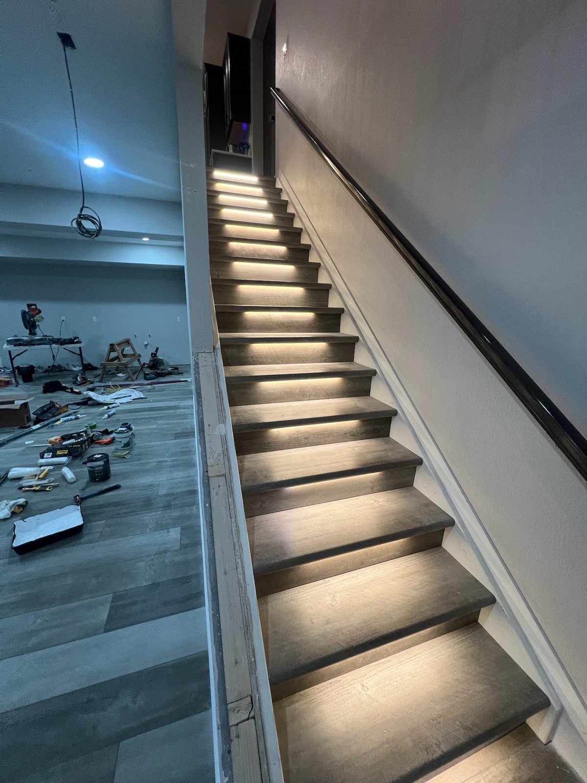 Basement stairs led lighting
